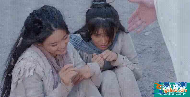 《且聽鳳鳴》楊超越演技之爭很多余，劇本雖粗糙，逗比甜卻夠下飯？