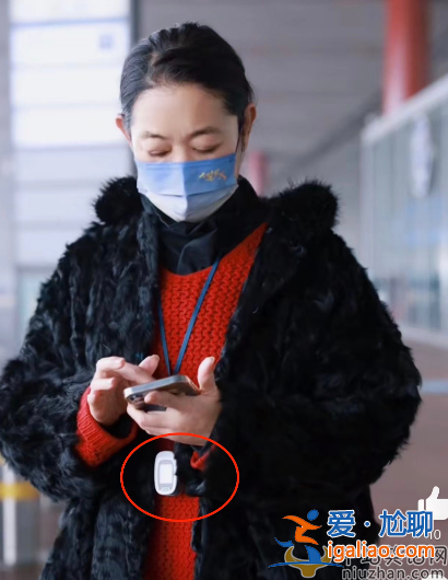 倪萍怎么了?身材消瘦狀態(tài)不佳 攜戴血氧儀身體狀況堪憂
