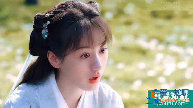 都說(shuō)《琉璃》設(shè)定像《香蜜沉沉》，兩位女主比，你覺(jué)得誰(shuí)顏值高？