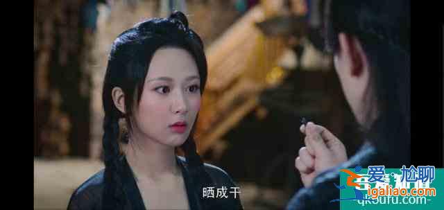 都說(shuō)《琉璃》設(shè)定像《香蜜沉沉》，兩位女主比，你覺(jué)得誰(shuí)顏值高？