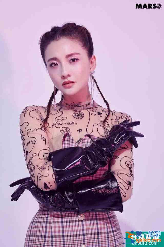 《楓葉紅了》提檔播出，孫茜用“劇拋臉”演技扛起了央視大女主？
