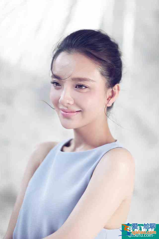《楓葉紅了》提檔播出，孫茜用“劇拋臉”演技扛起了央視大女主？