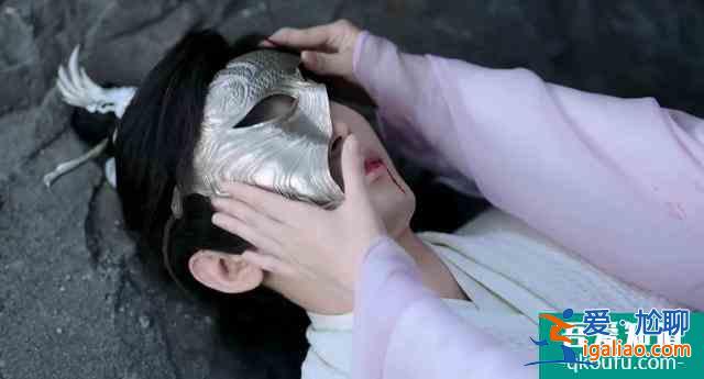 新劇《琉璃》觀后感，愛情來得快如閃電，女主造型太不給力？