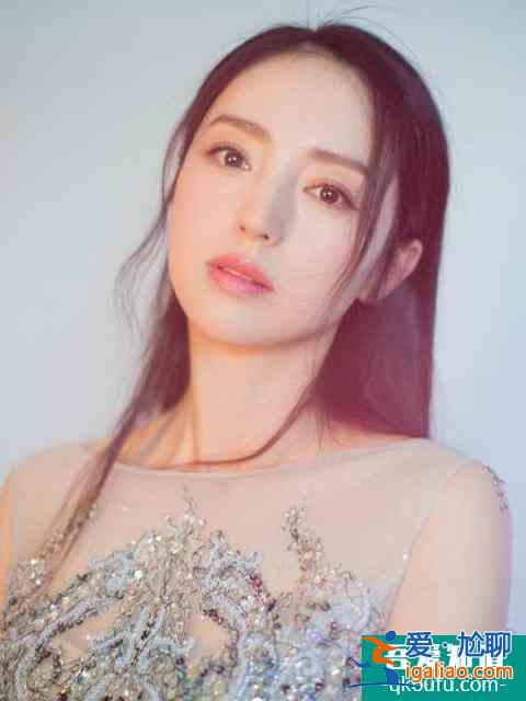 “姜小果”新劇未播先火，卻只是個(gè)女三號(hào)，當(dāng)看到女一女二：值了？