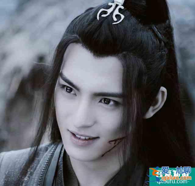 楊超越徐開騁的新劇《且聽鳳鳴》導(dǎo)演竟是他？看來又有好劇看了？