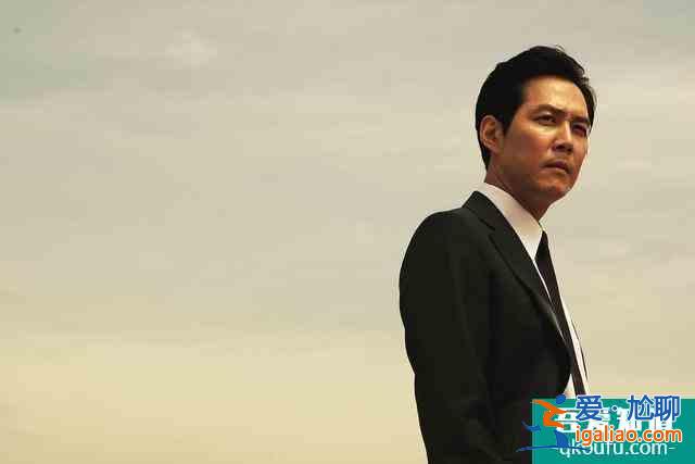 韓國(guó)黑幫片《新世界》頂級(jí)豪車“雅科仕“有多猛？就連輪胎都防彈？