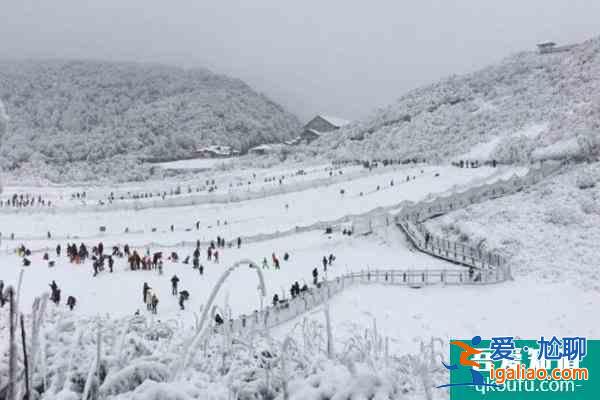 2021金佛山牽牛坪滑雪場(chǎng)開放時(shí)間及門票價(jià)格？