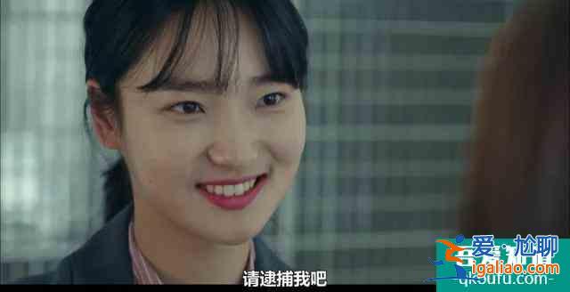 《邪惡之花》飆升9.0，高能爽劇，大夏天看得我毛骨悚然？