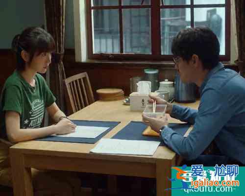 《三十而已》鐘曉芹：不能彼此成長的婚姻，終究是泡沫一吹就散？