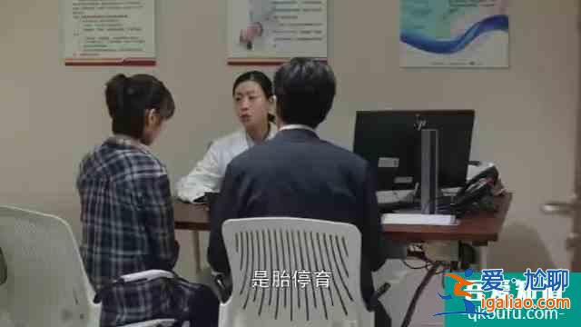 《三十而已》鐘曉芹：不能彼此成長的婚姻，終究是泡沫一吹就散？