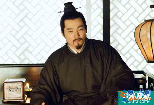 《白色月光》上線2020，宋佳駕馭精英風(fēng)格，男主更是老面孔？
