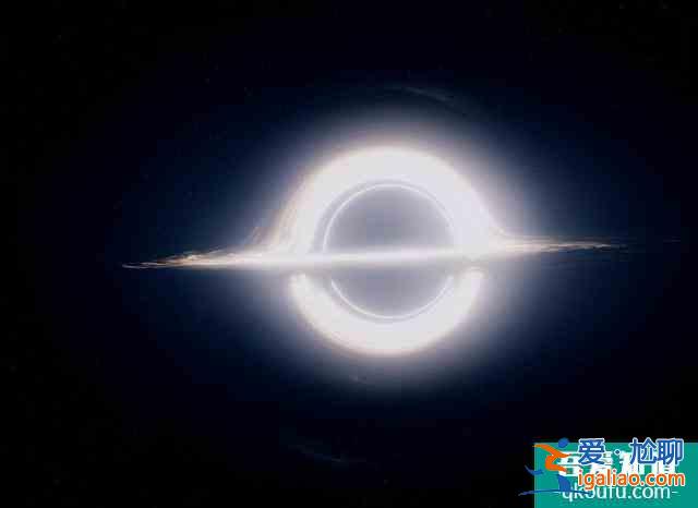 宇宙奇觀！諾蘭《星際穿越》曝“太空羈旅”預(yù)告？