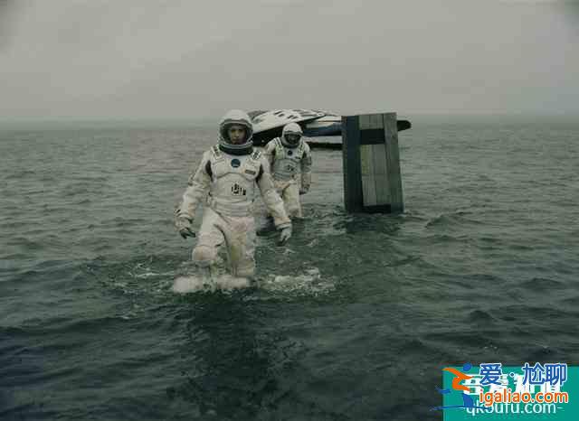 宇宙奇觀！諾蘭《星際穿越》曝“太空羈旅”預(yù)告？