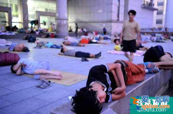 《三十而已》：為何都市劇大多物欲橫流？？