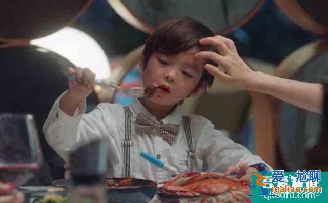 《三十而已》：顧佳給全職太太打開了新世界，生活掌握在自己手里？