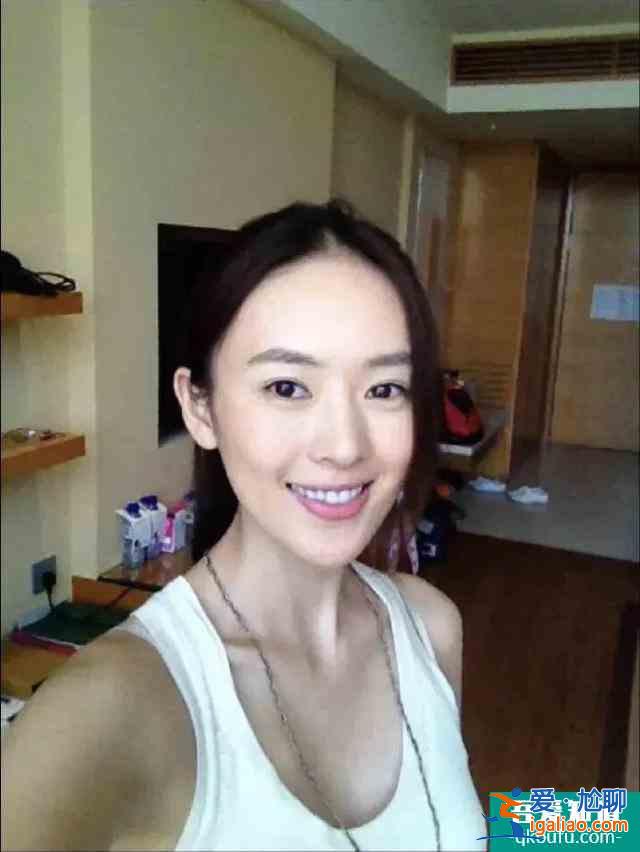 《三十而已》顧佳練空中瑜伽，女人30＋才最有魅力？