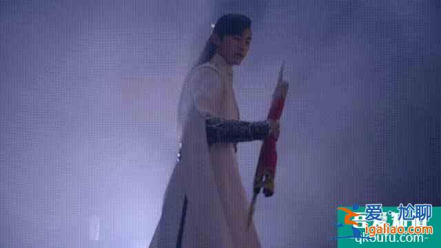 《縈縈夙語亦難求》：自戀少爺追腹黑侍女，反轉(zhuǎn)不斷，爆笑不止？