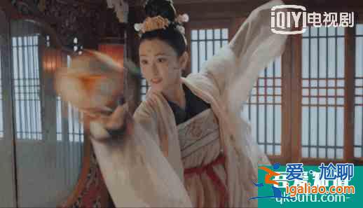 口碑撲街！《漂亮?xí)穭∏樗滋滋费湘旱t女扮男裝被群嘲？
