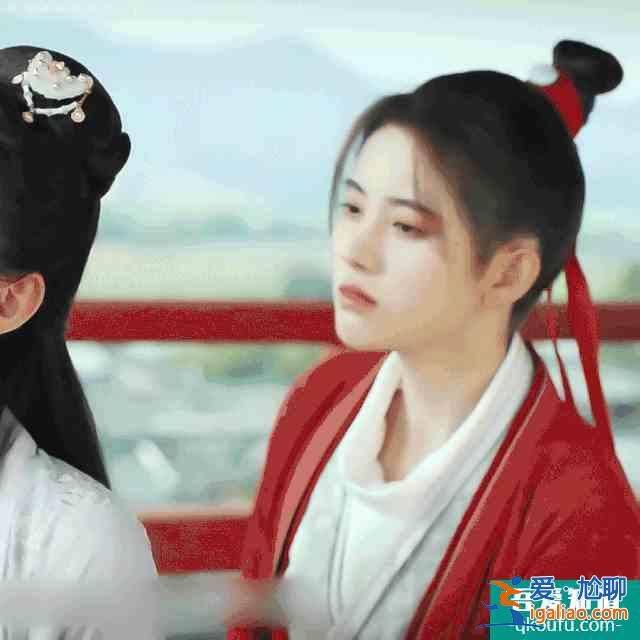 口碑撲街！《漂亮?xí)穭∏樗滋滋费?，鞠婧祎女扮男裝被群嘲？