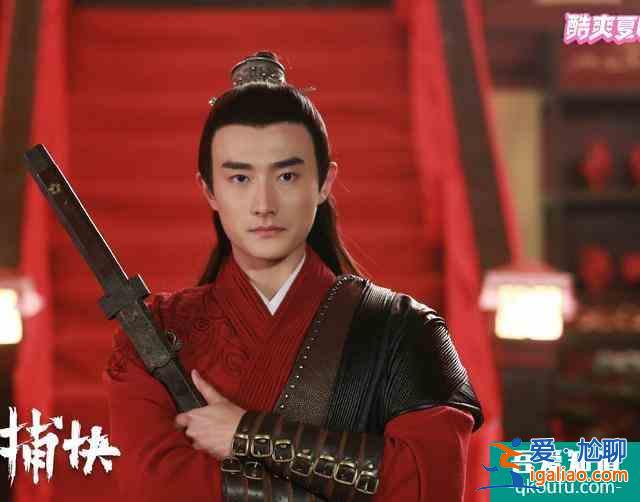 新的一部爆笑輕松下飯神劇來了，蠢萌彪悍女主回北宋當(dāng)開封捕快？