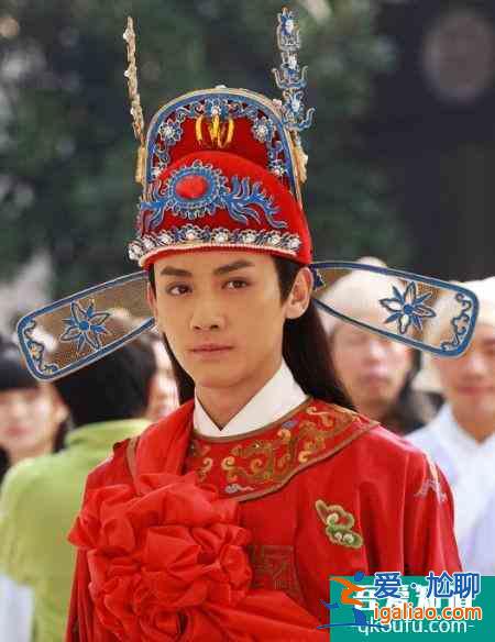 鹿晗的網(wǎng)劇《穿越火線》是游戲，還是反應(yīng)了中國(guó)教育的缺陷？？