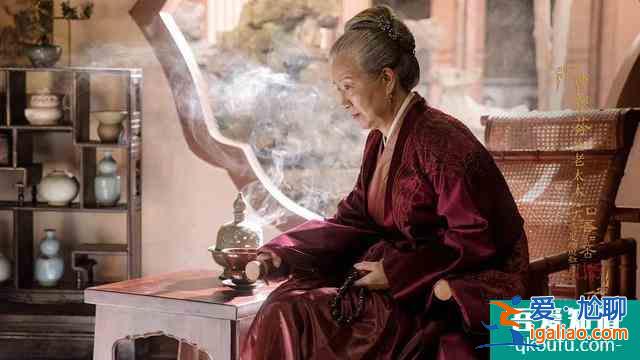 《什剎?！罚骸熬┤Ω窀瘛标P(guān)曉彤本色出演，地道北京味圈粉了？