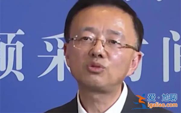 委員呼吁別讓青年人才“為錢所困”，，應(yīng)該支持年輕人[為錢所困]？