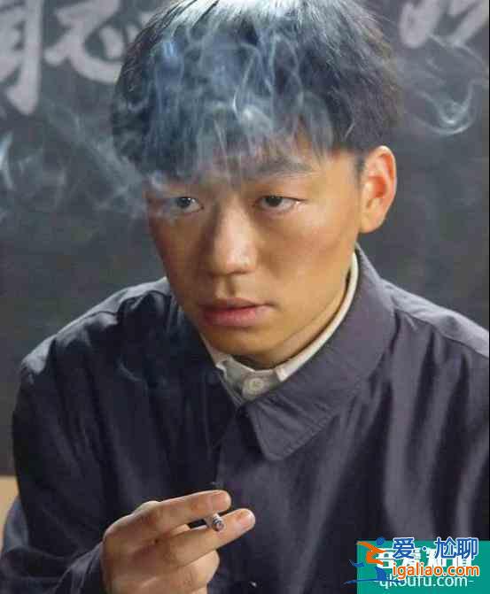 柳云龍攜新片《勝算》來襲，看看他為什么被人叫做“諜戰(zhàn)片教父”？