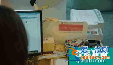 職場(chǎng)如戰(zhàn)場(chǎng)，新人當(dāng)“炮灰”！《二十不惑》演出人間真實(shí)？
