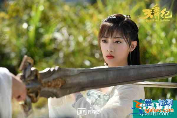 《天舞紀》摩云少年席卷古風(fēng)校園，半糖CP由甜轉(zhuǎn)虐？