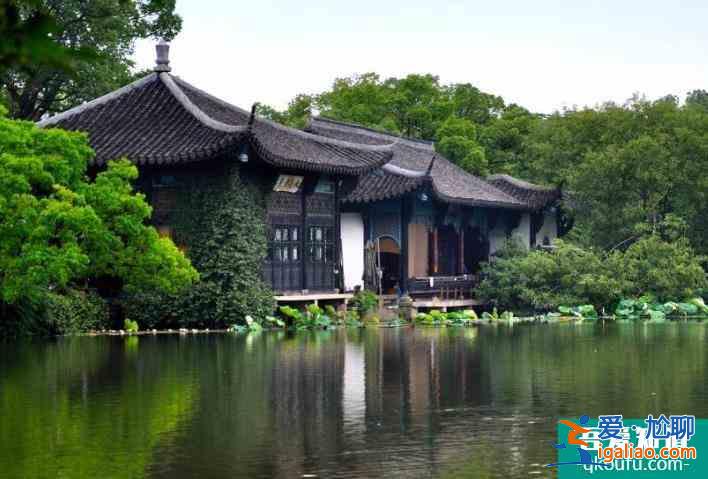 2022杭州西湖旅游攻略？