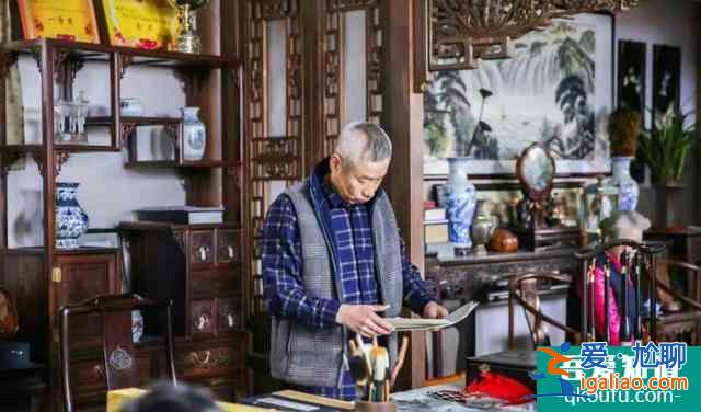《什剎海》央一首播，地道北京味兒，關(guān)曉彤成演技派，多虧劉佩琦？