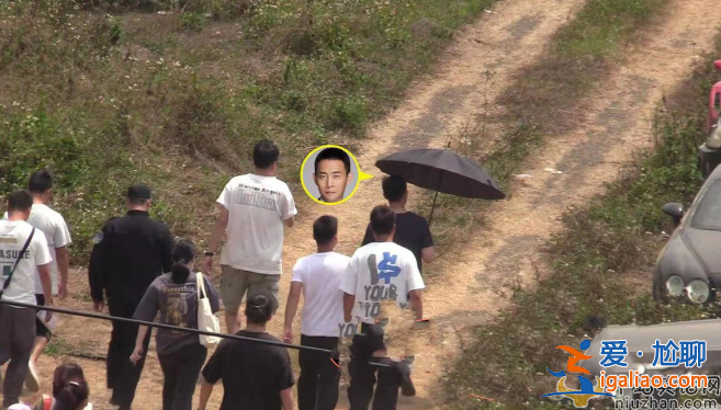 張譯怎么了?拍戲現(xiàn)場視頻被爆耍大牌 19個工作人員指陣仗大