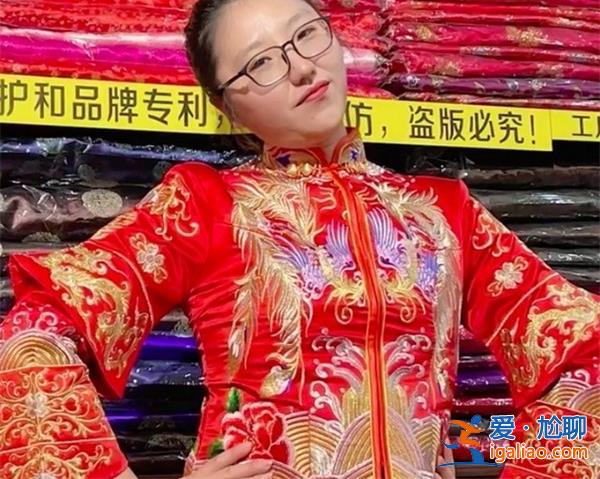 90后女入殮師當(dāng)壽衣模特，稱自己不是瘟神[ 稱自己不是瘟神]？