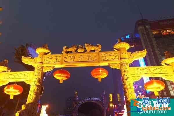 南京最美的夜景在哪里 晚上去南京哪里好玩？