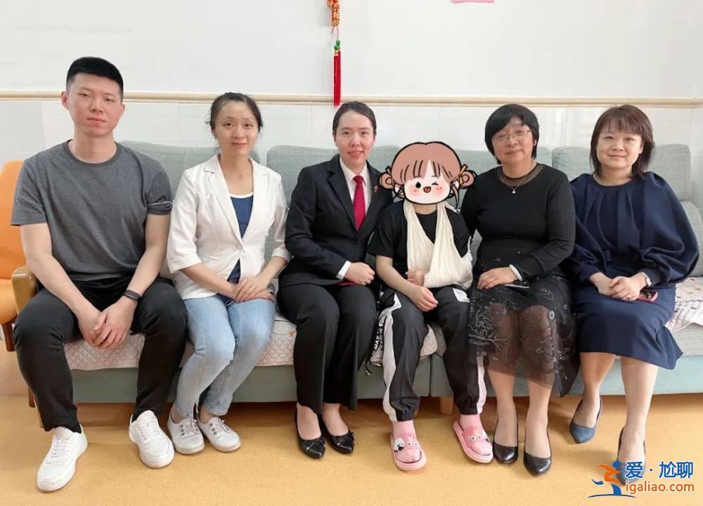 女孩遭父母家暴三年 多處被打成骨折 法院發(fā)出人身安全保護(hù)令？