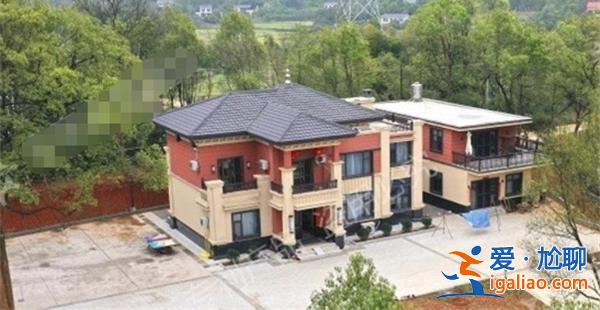 東北大姐44歲還在山村創(chuàng)業(yè)，總共拉一個億投資建40套別墅[40套別墅]？