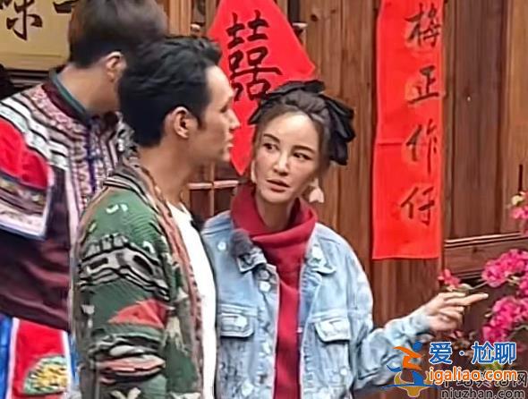 鐘漢良最新消息!低調(diào)現(xiàn)身參加少數(shù)民族粉絲婚禮 同行眾星送祝福