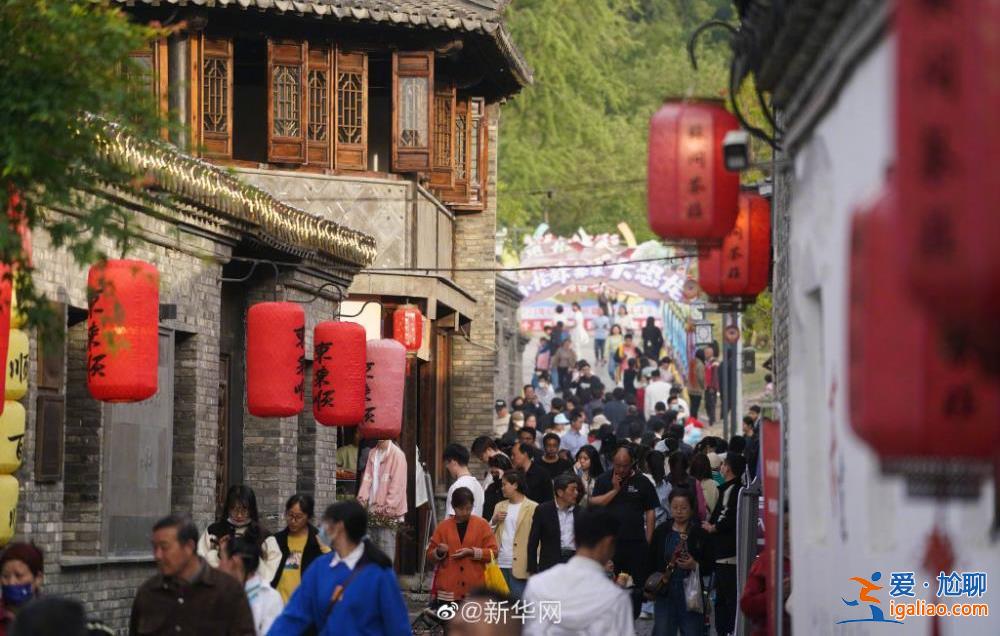 五一假期第2天 有的人已經(jīng)玩累準(zhǔn)備回家了？