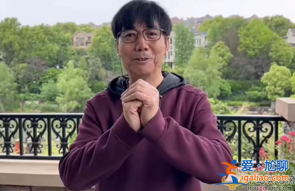 老戲骨范明近況曝光!眼睛凹凸模樣大變 現(xiàn)身國(guó)外陪女兒求學(xué)