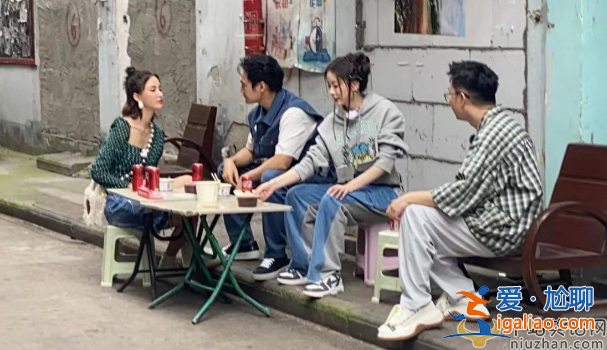 張歆藝袁弘什么時候結婚的?女方瘦成紙片人，排骨胸筷子腿太嚇人