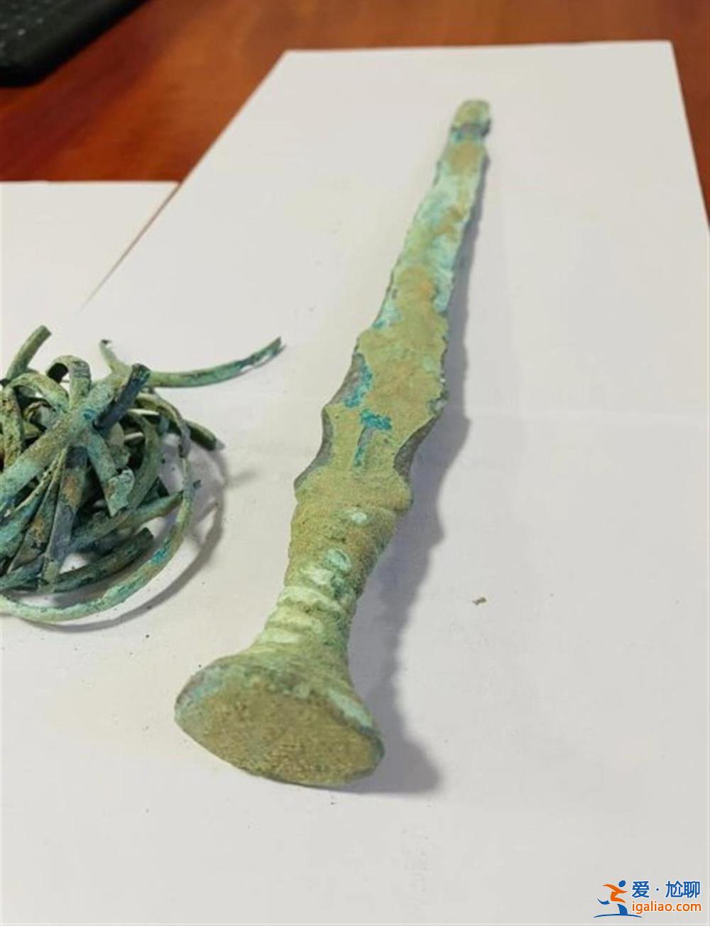 男子路邊花5千多買到戰(zhàn)國(guó)青銅劍 收藏一年后捐給博物館獲2千元補(bǔ)助？