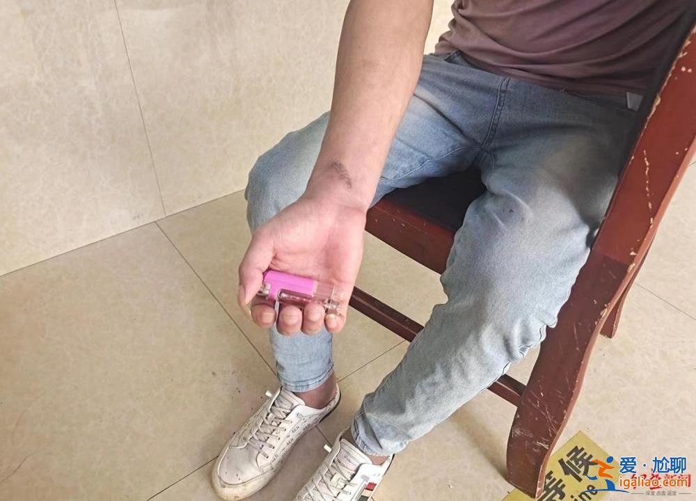 小伙自述被騙入電詐園區(qū)曾遭毒打電擊 逃跑時(shí)躲入雨林摔成骨折？