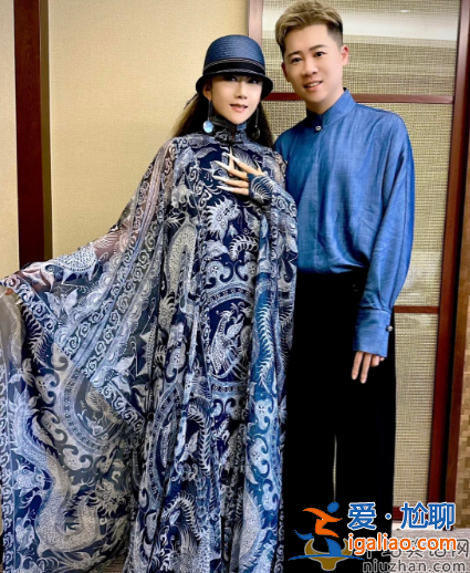 楊麗萍為什么一直戴著帽子?疑似新戀情曝光于化妝師共度520