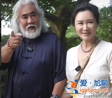 張紀(jì)中杜星霖生了幾個孩子?曝張紀(jì)中愛妻又懷孕，十指緊牽秀恩愛