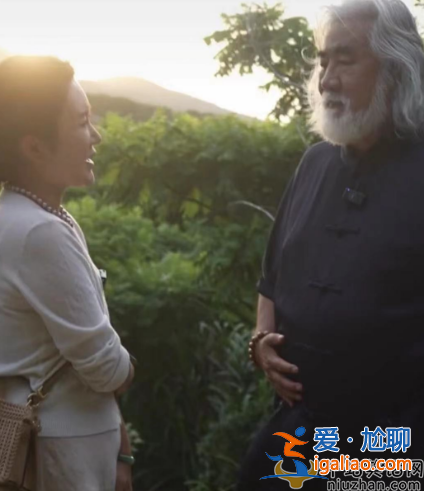 張紀(jì)中杜星霖生了幾個孩子?曝張紀(jì)中愛妻又懷孕，十指緊牽秀恩愛