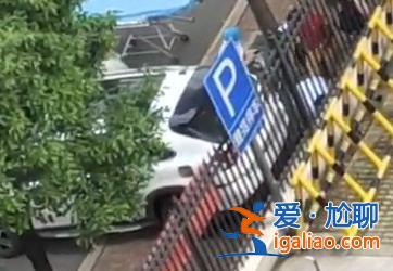 長沙一幼兒園門口車禍致被撞母女身亡 事故雙方均系送幼兒上學(xué)家長？