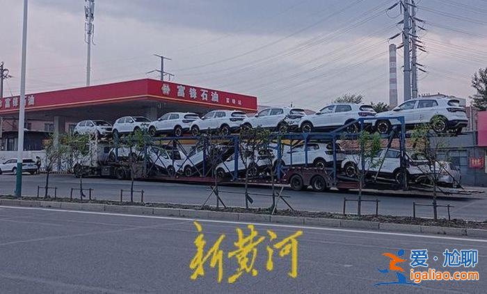 40米長“巨無霸”超國標兩倍 國道收費站不檢查？