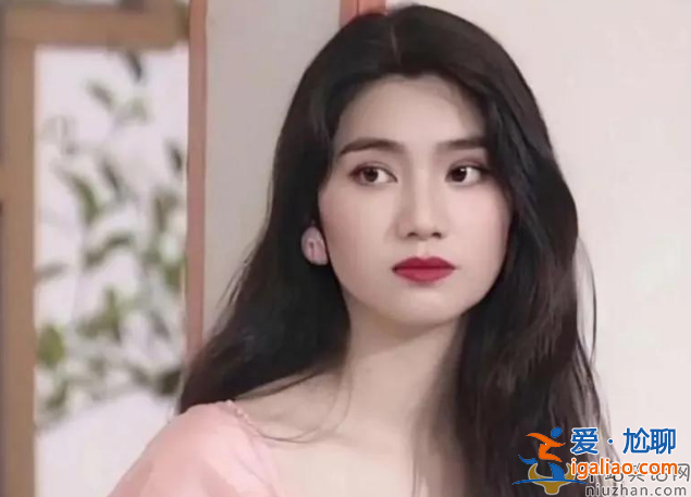 張丹峰洪欣離婚了嗎?張丹峰洪欣合體直播怎么回事?
