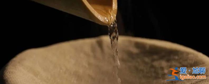 茅臺(tái) 五糧液大跌 白酒板塊怎么了 投資邏輯變了 有哪些變化？